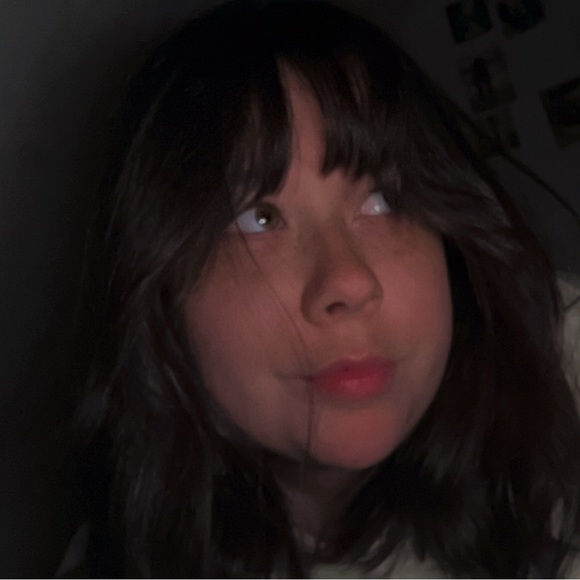 Meet your Posher, Ashley - Picture 1 of 1